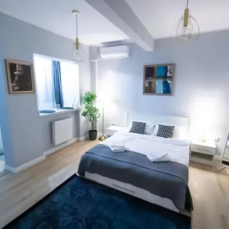 Ultra Nest In Old Town Apartment *